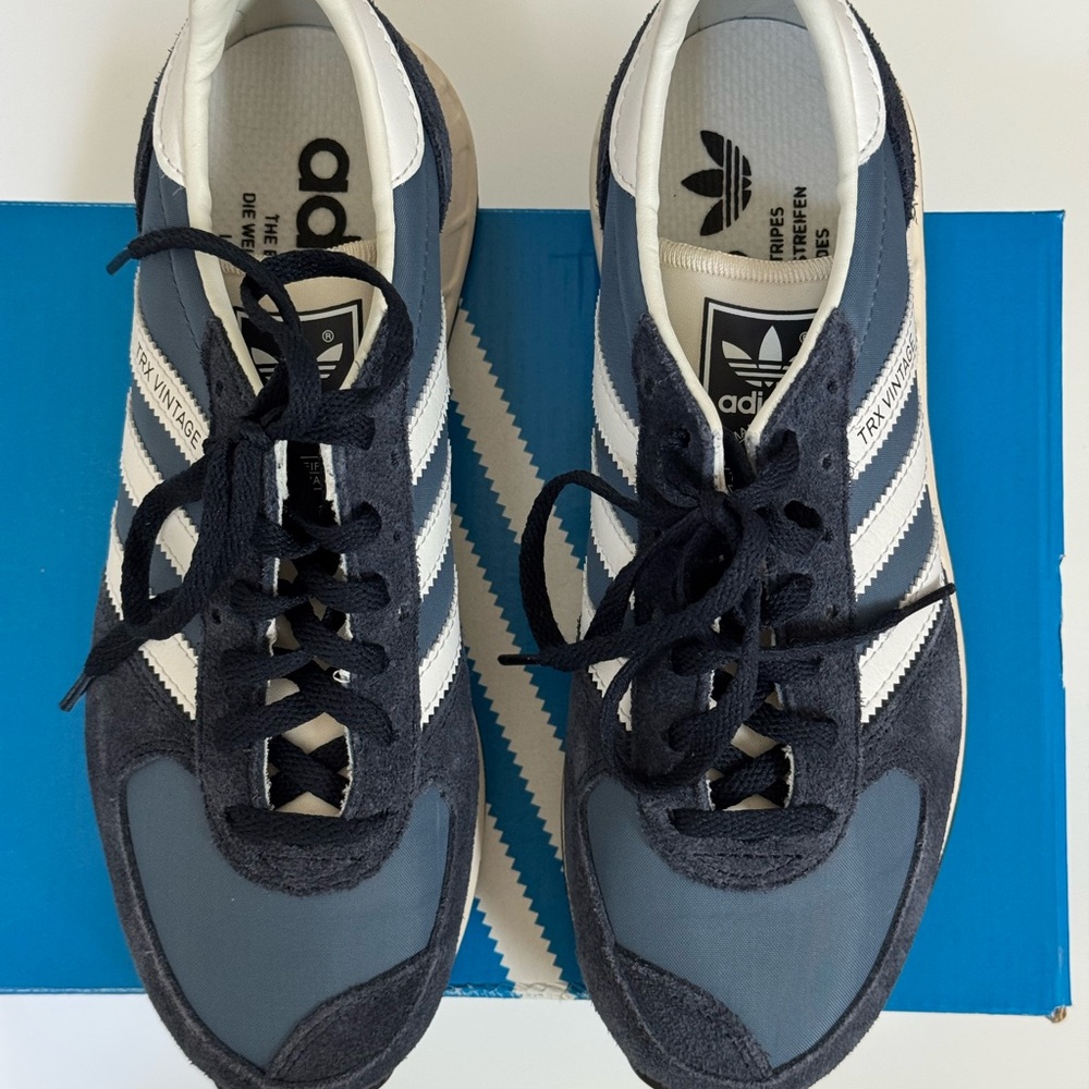 Adidas TRX Vintage Unisex Blue and White Sneakers - Size 5 Unisex- barely worn